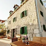 Gordana, Dubrovnik