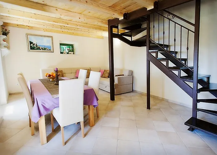 Gordana, Vila Dubrovník