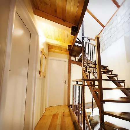 Gordana, * 杜布罗夫尼克